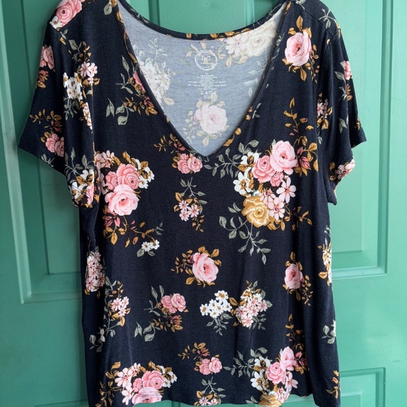 Bundle of Maurice’s XL tshirts tops - Picture 14 of 16